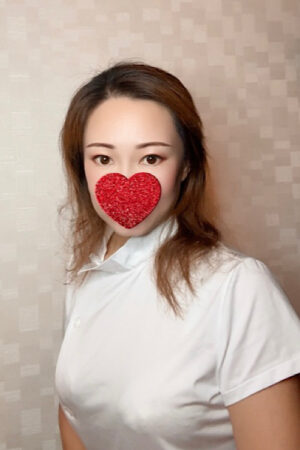 リリ 28歳