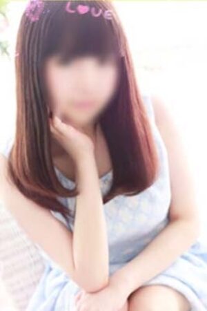 すず（21）