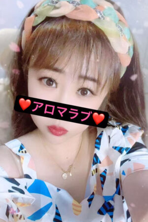 ナナ 年齢： 25歳