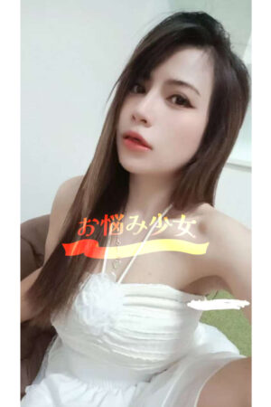 フェリア 24歳