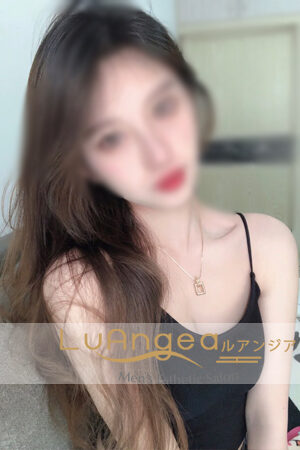 エミちゃん (Age.25)