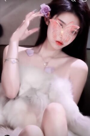 めい（22歳）