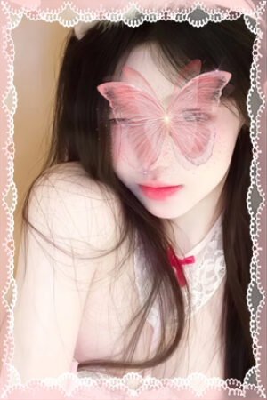 アカネ (21歳)