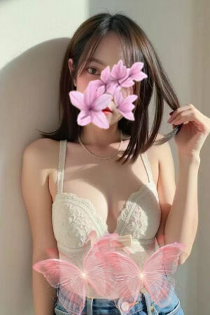 ゆな 年　齢 -24歳