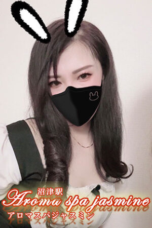 ゆみ 年　齢 24歳