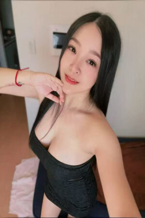 みなみ age.24