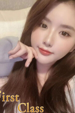 あゆみ　23歳