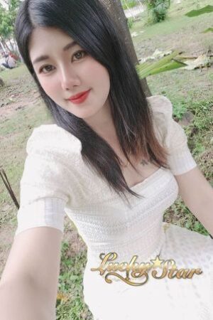ゆら26歳