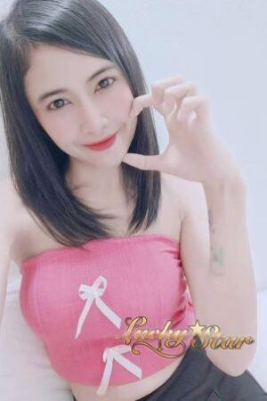 まりな26歳